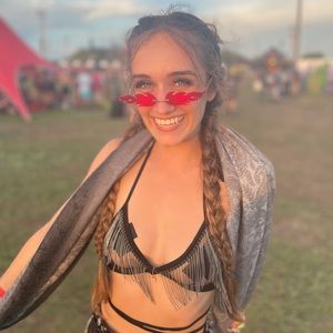 Meet your Posher, Darla